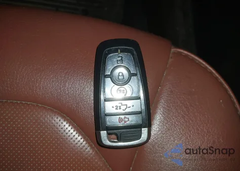 2019 Ford F-250 King Ranch z USA, uszkodzony, nr VIN 1FT7W2BTXKED15832